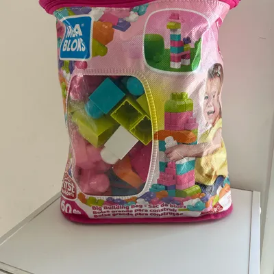 Briques de construction Mega Bloks 